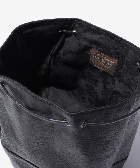 MR.OLIVE E.O.I / WATERPROOF WASHABLE LEATHER 2WAY DRAWSTRING POUCH ミスターオリーブ / ウォータープルーフウォッシャブルレザー/2WAY ドローストリングポーチ
